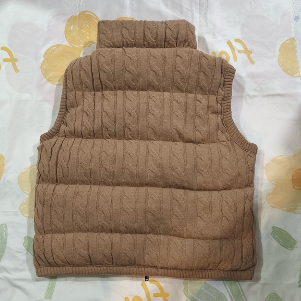 Ralph Lauren Knit Cable Texture Warm Vest - Picture 7 of 7